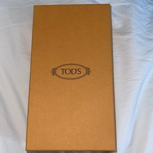 Tod’s brand new TT leather wallet